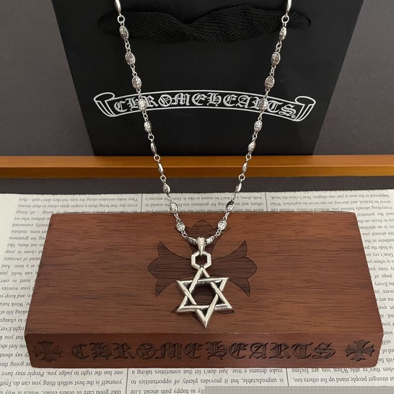 Ch**me He**ts necklaces